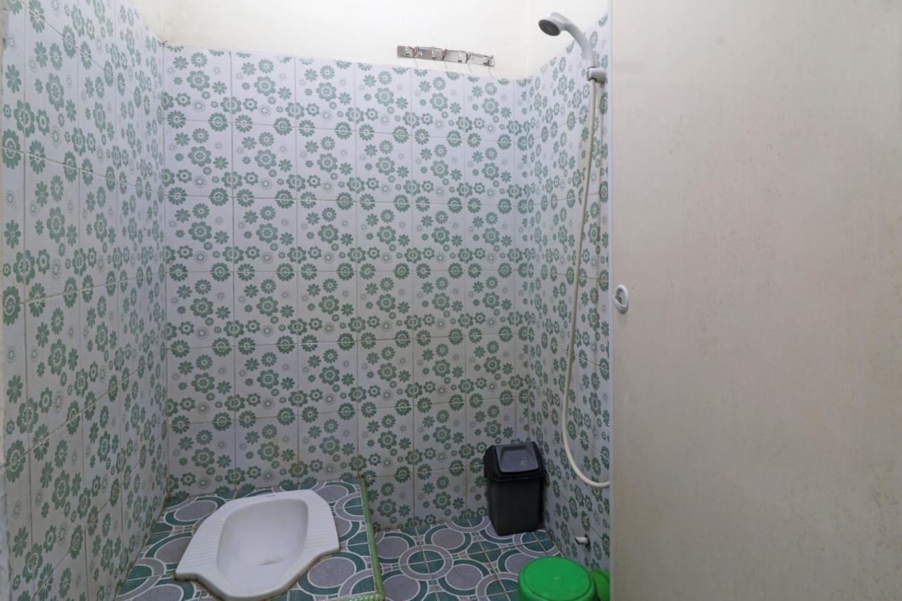 Guest House Taman Sari Syariah Pekanbaru Bagian luar foto