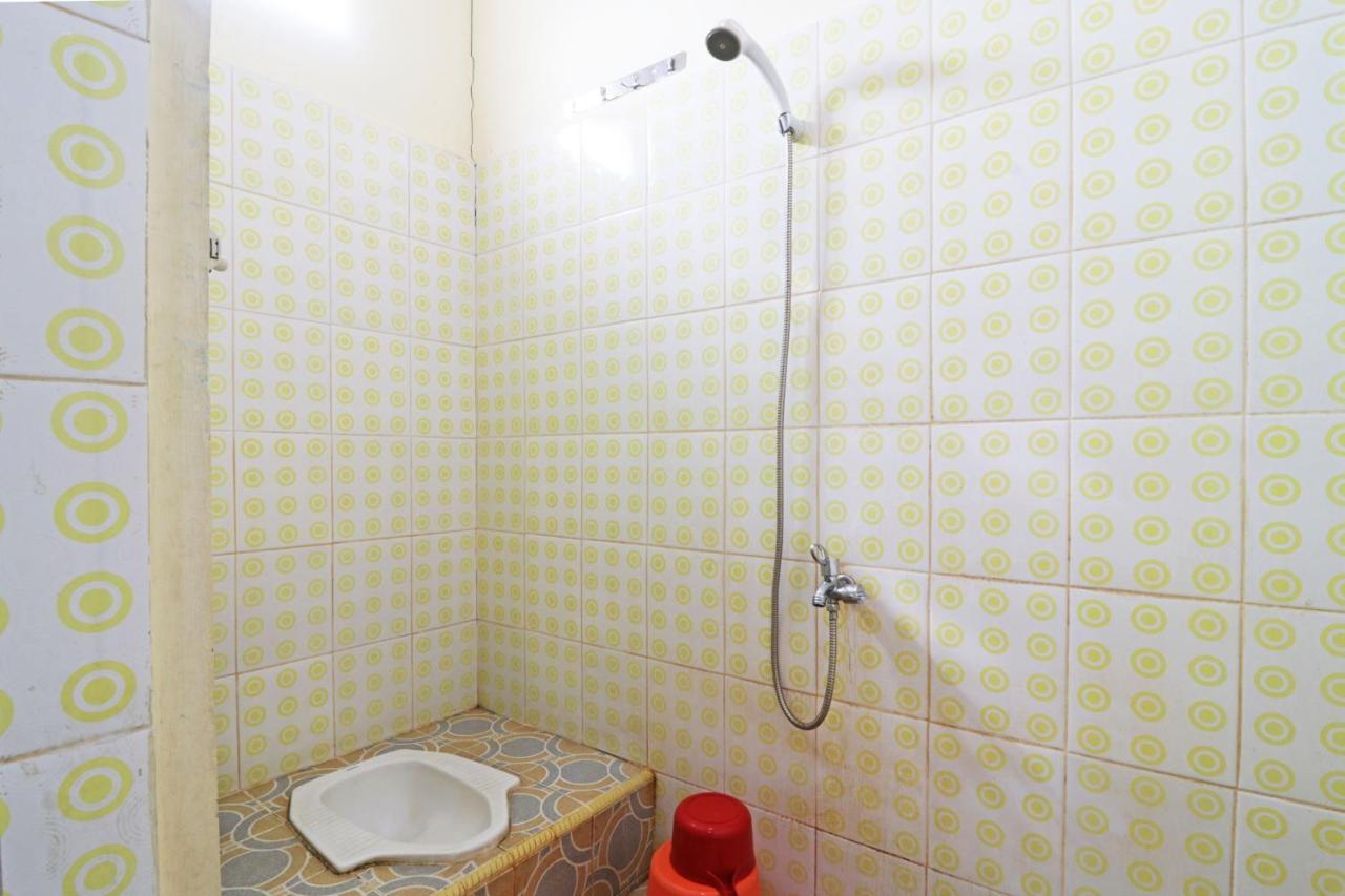 Guest House Taman Sari Syariah Pekanbaru Bagian luar foto