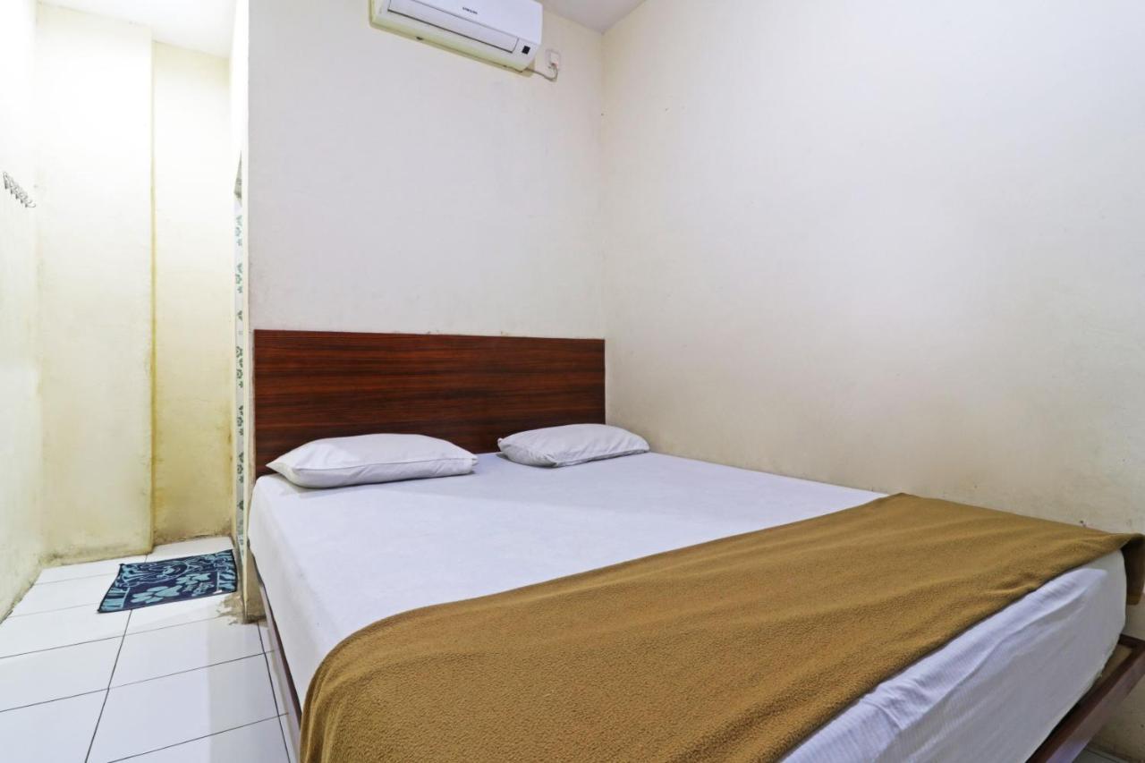 Guest House Taman Sari Syariah Pekanbaru Bagian luar foto