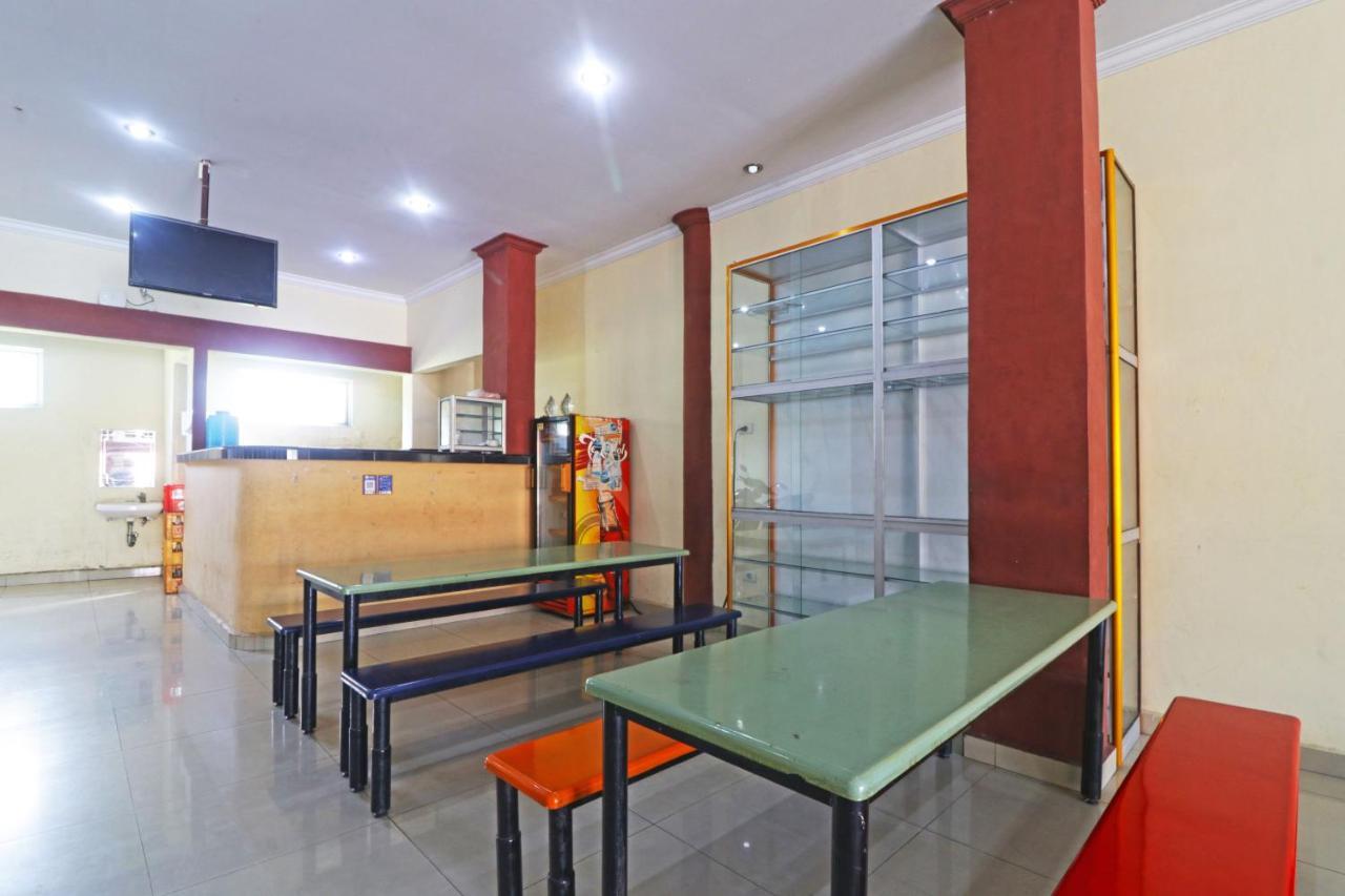 Guest House Taman Sari Syariah Pekanbaru Bagian luar foto
