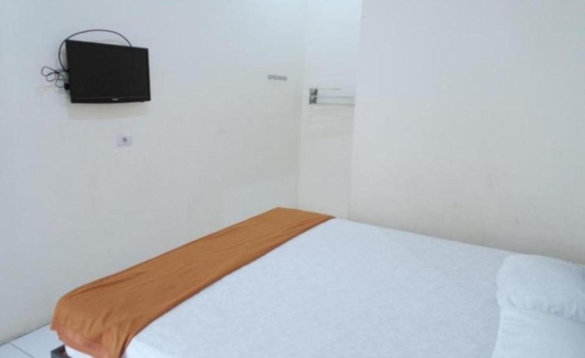 Guest House Taman Sari Syariah Pekanbaru Bagian luar foto