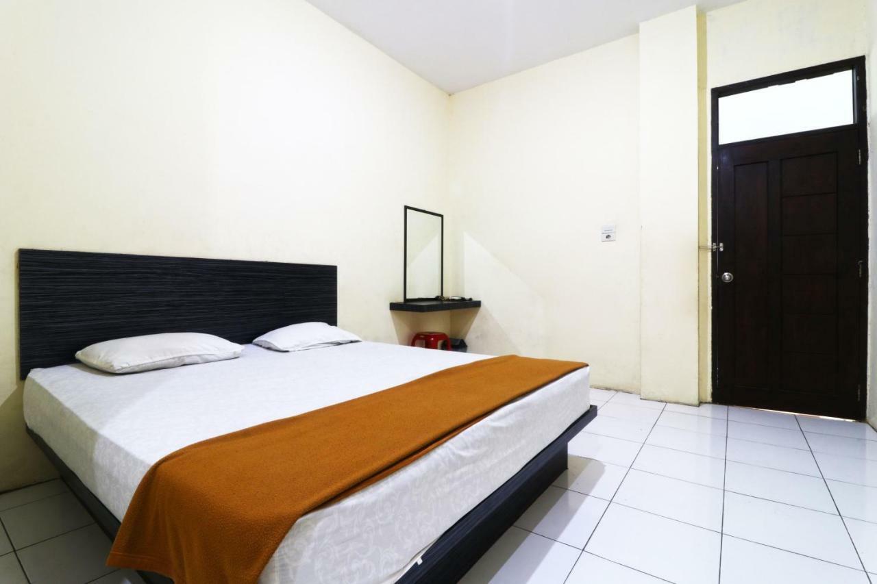 Guest House Taman Sari Syariah Pekanbaru Bagian luar foto